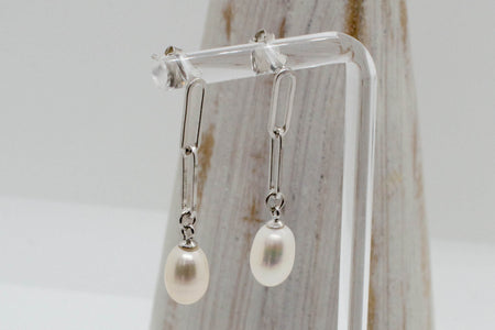 Pearl Dangle Earrings