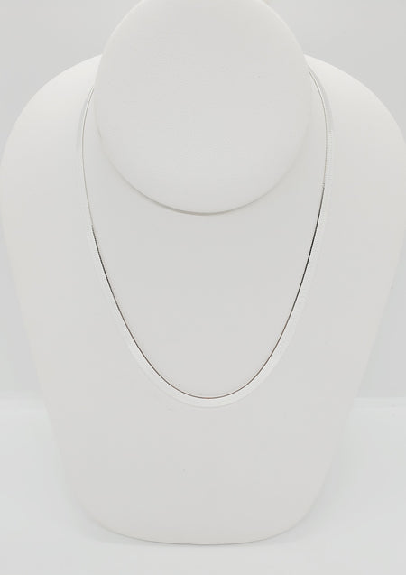 Mira (5.3mm Herringbone) Necklace